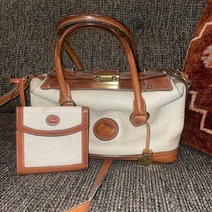 Dooney and bourke purse and wallet set